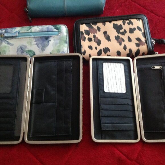 Lot of 5 Vintage Leather and Vinyl Ladies Wallets/Billfolders/Clutches - Picture 9 of 9